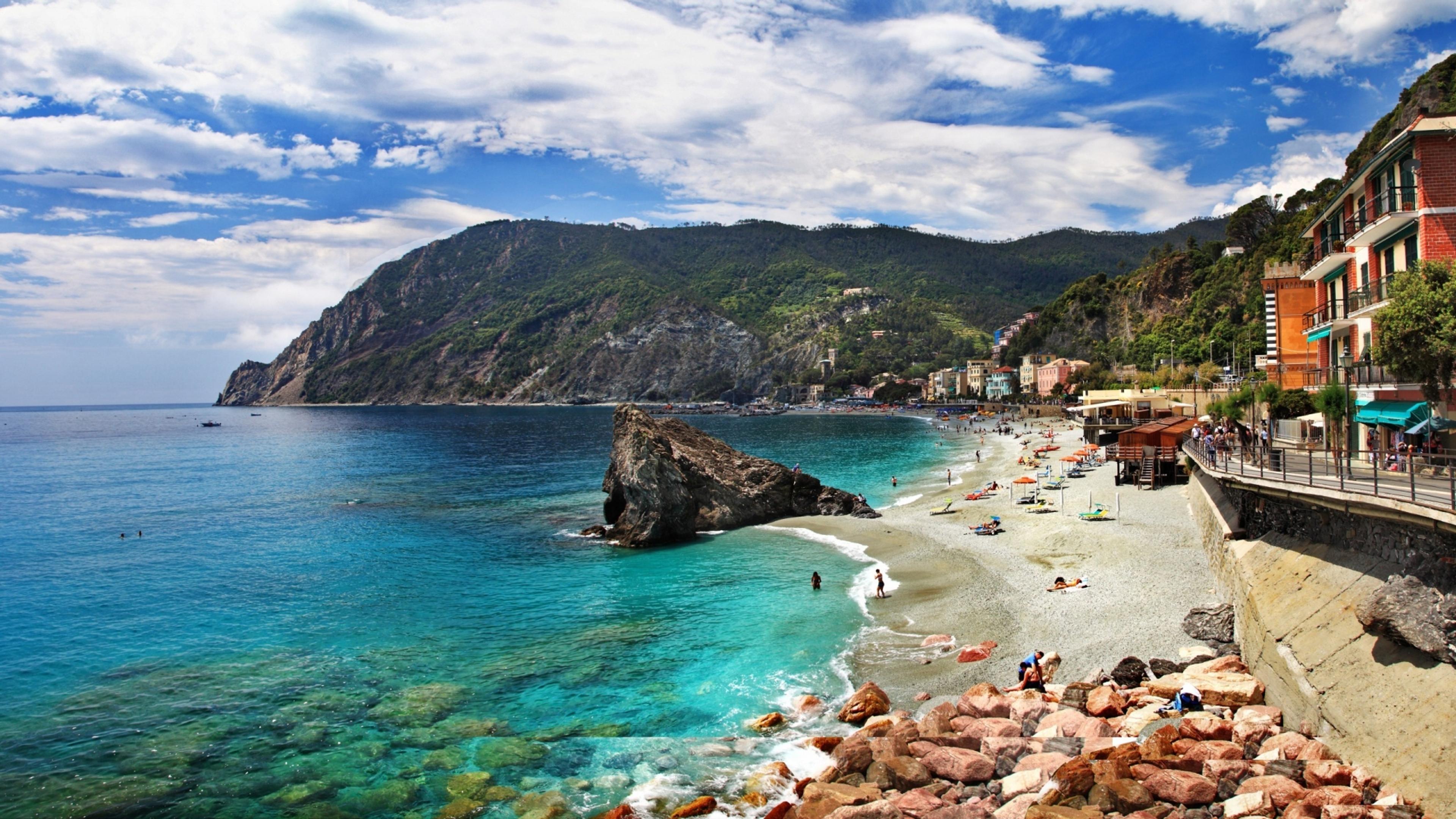 The sea Monterosso, Italy - Beautiful beach Wallpaper ...