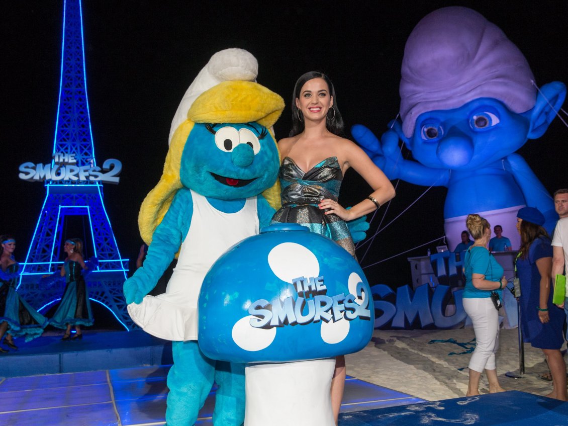 Download Wallpaper The Smurfs 2 and Katy Perry