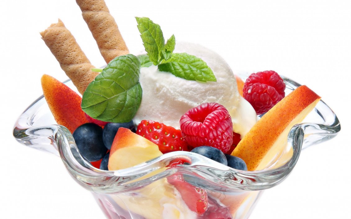 Download Wallpaper Vanilla ice cream with fruits and mint