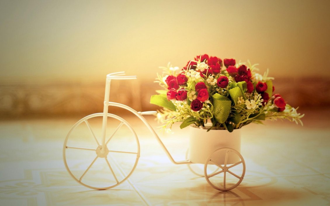 Download Wallpaper Traditional wedding bike with flowers