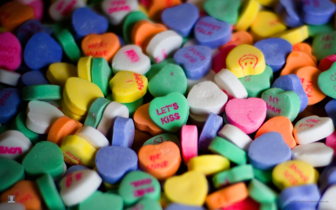 Download Wallpaper Colorful heart candies with message