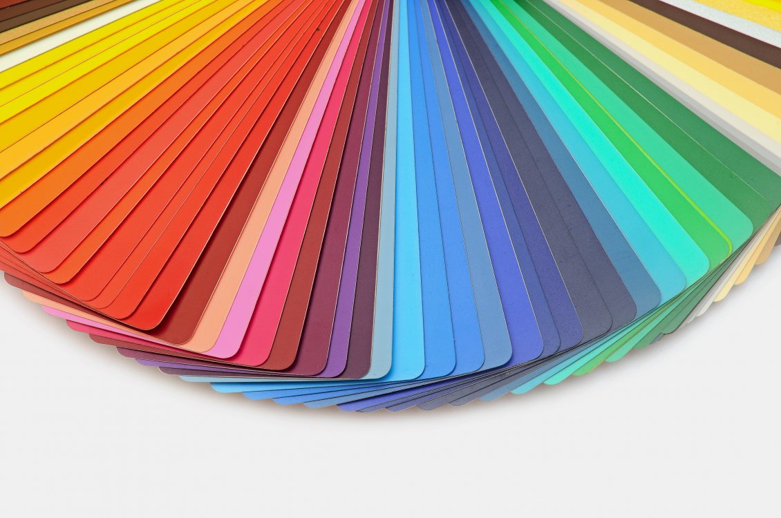 Download Wallpaper Colorful fan of playing cards - Rainbow fan