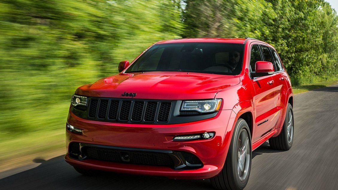 Download Wallpaper Red Jeep Grand Cherokee SRT8 on road