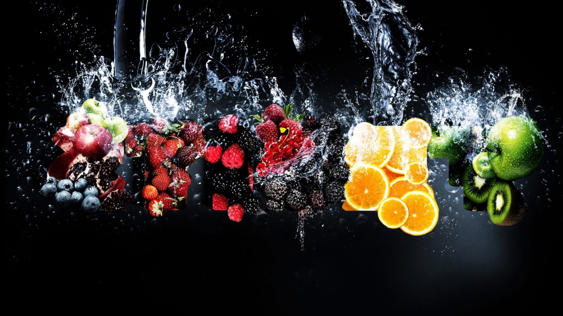 Download Wallpaper Fresh fruits under the cold water - HD summer time