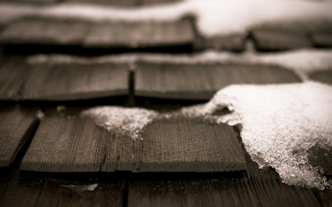Download Wallpaper Snow on the wooden stairs - Macro HD wallpaper
