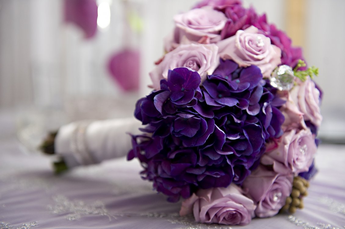 Download Wallpaper Purple and pink flowers - Wonderful bridal bouquet