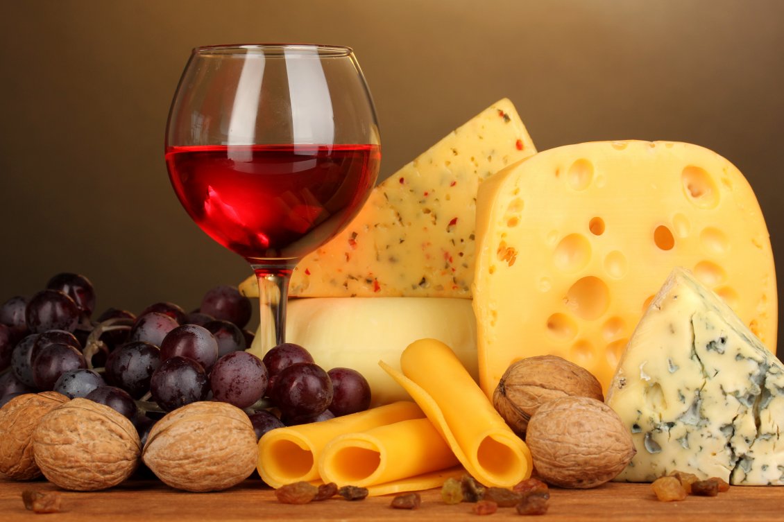 Download Wallpaper Cheese mix and a glass of red wine - Autumn season food