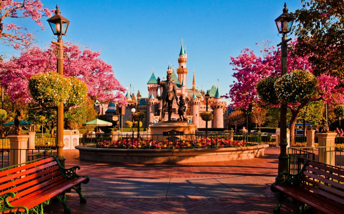 Download Wallpaper Entrance in Disneyland Paris - Magic world for children