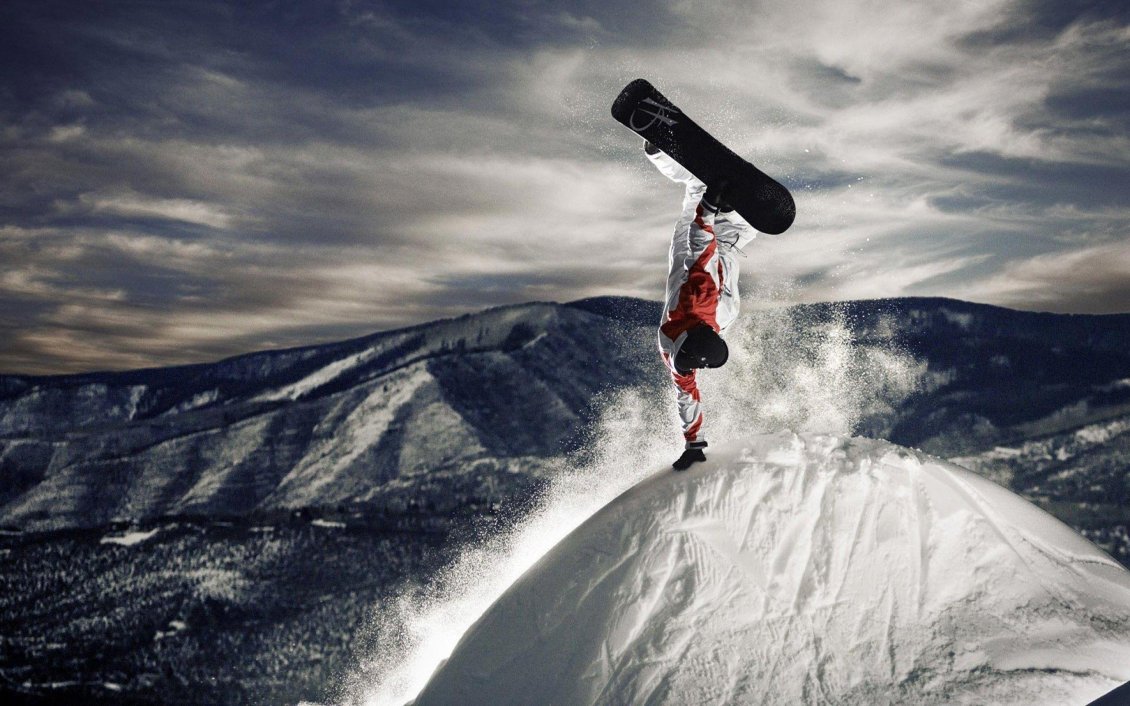 Download Wallpaper Winter season - Beautiful sport time snowboarding