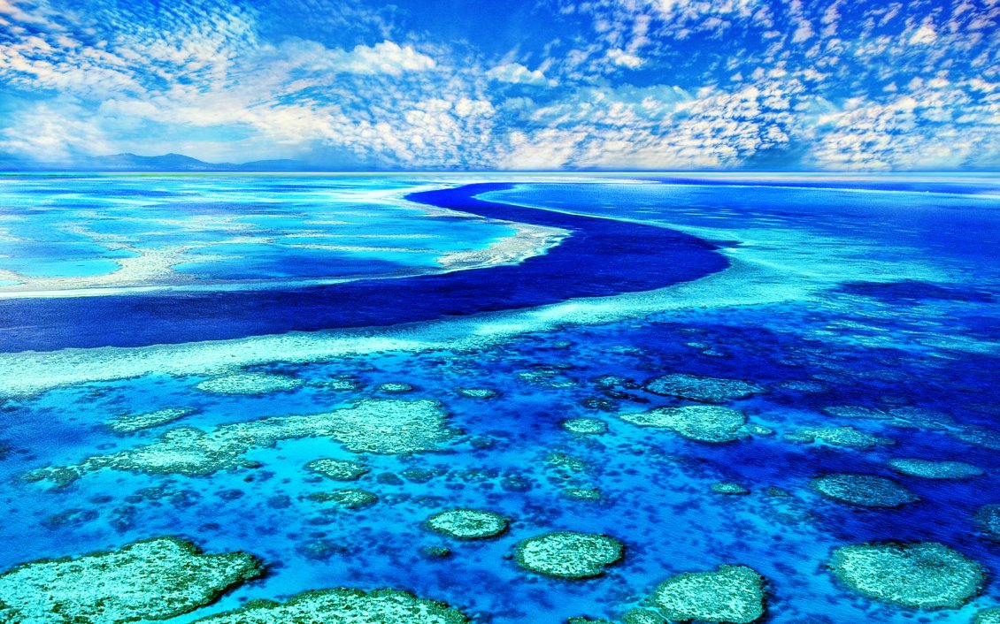 Download Wallpaper Blue water and sky - Wonderful colors of our earth
