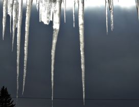 Sharpening icicles