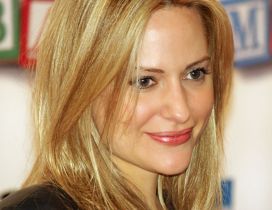 Aimee Mullins an American athlete and fashion model