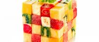 A big cube made of many small cubes - Fruits salad cube