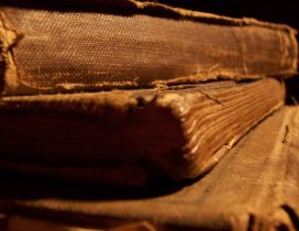 Old books full with History - Macro HD wallpaper