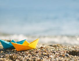 Paper boat ready to go on the ocean - HD summer wallpaper