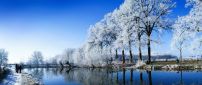 Cold walk near the lake - Wonderful winter season