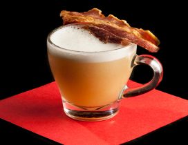 Interesting drink - Coffee with bacon special Autumn serve