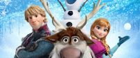 Say hi friends - Elsa Olaf and Reindeer from Frozen 2 movie