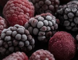 Macro wallpaper - Frozen berries good for a cake
