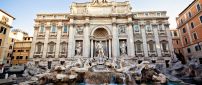 Wonderful Fountain in Italy - Romantic holiday for lovers