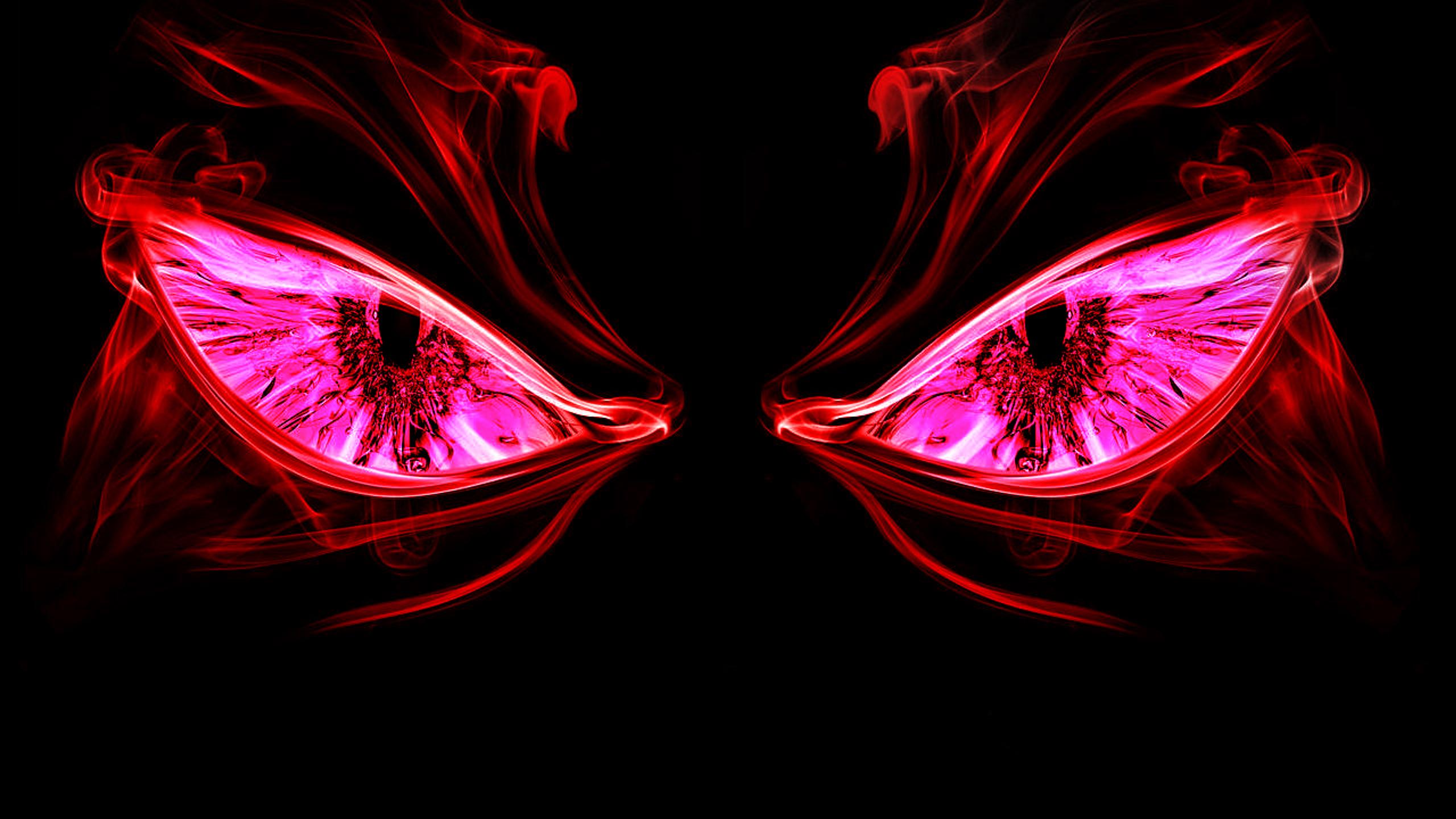 Two scary red eyes in the night