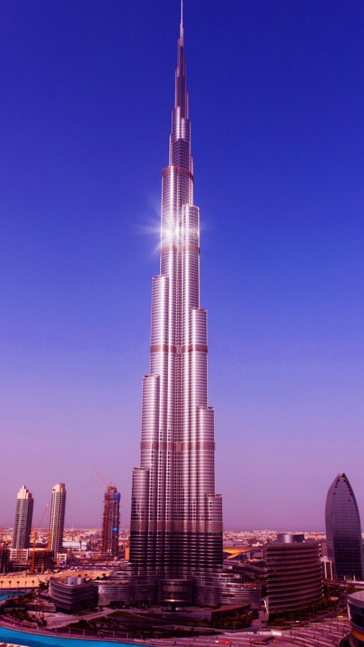 Burj Khalifa Tower from Dubai