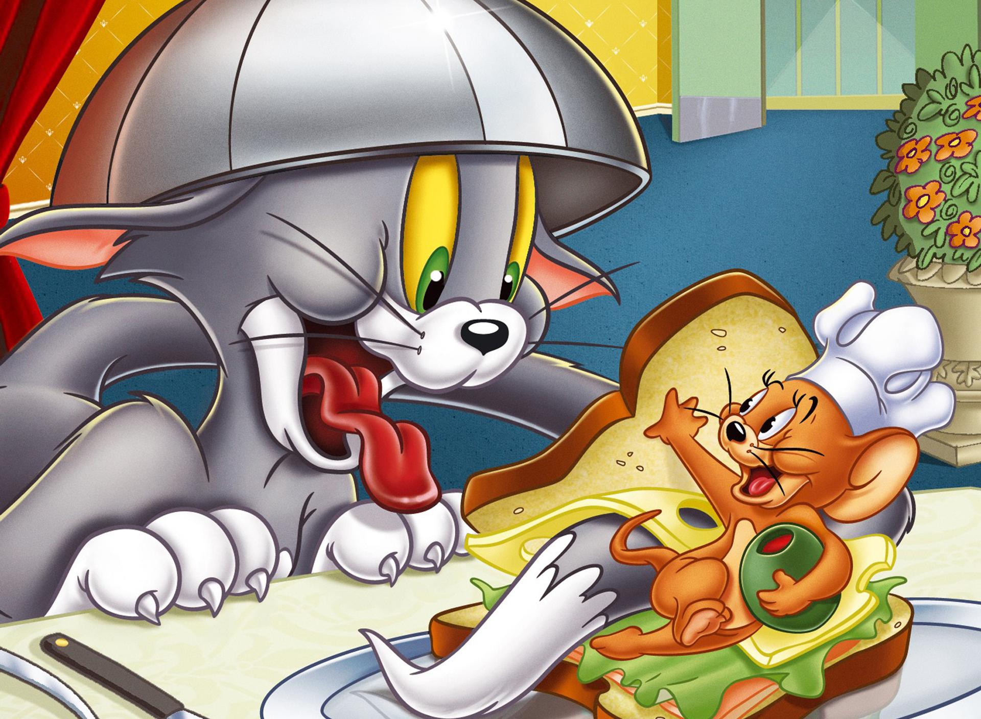 Tom and Jerry in the kitchen make a sandwich