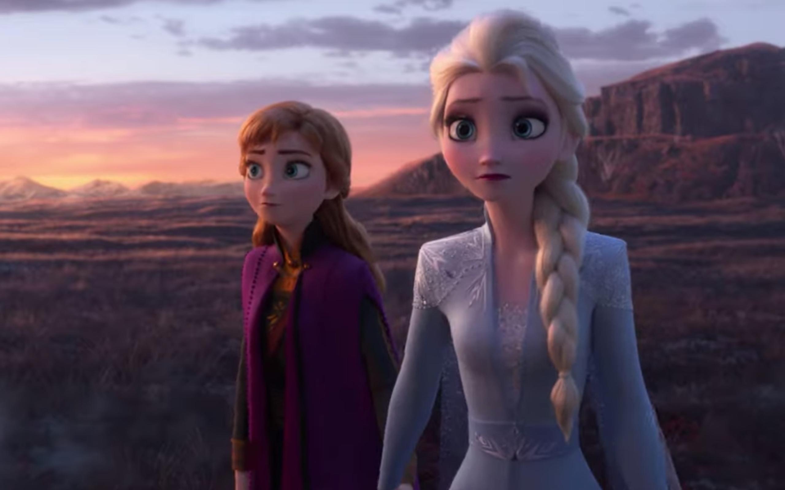 Two sisters - Ana and Elsa in Frozen 2 - Animation movie