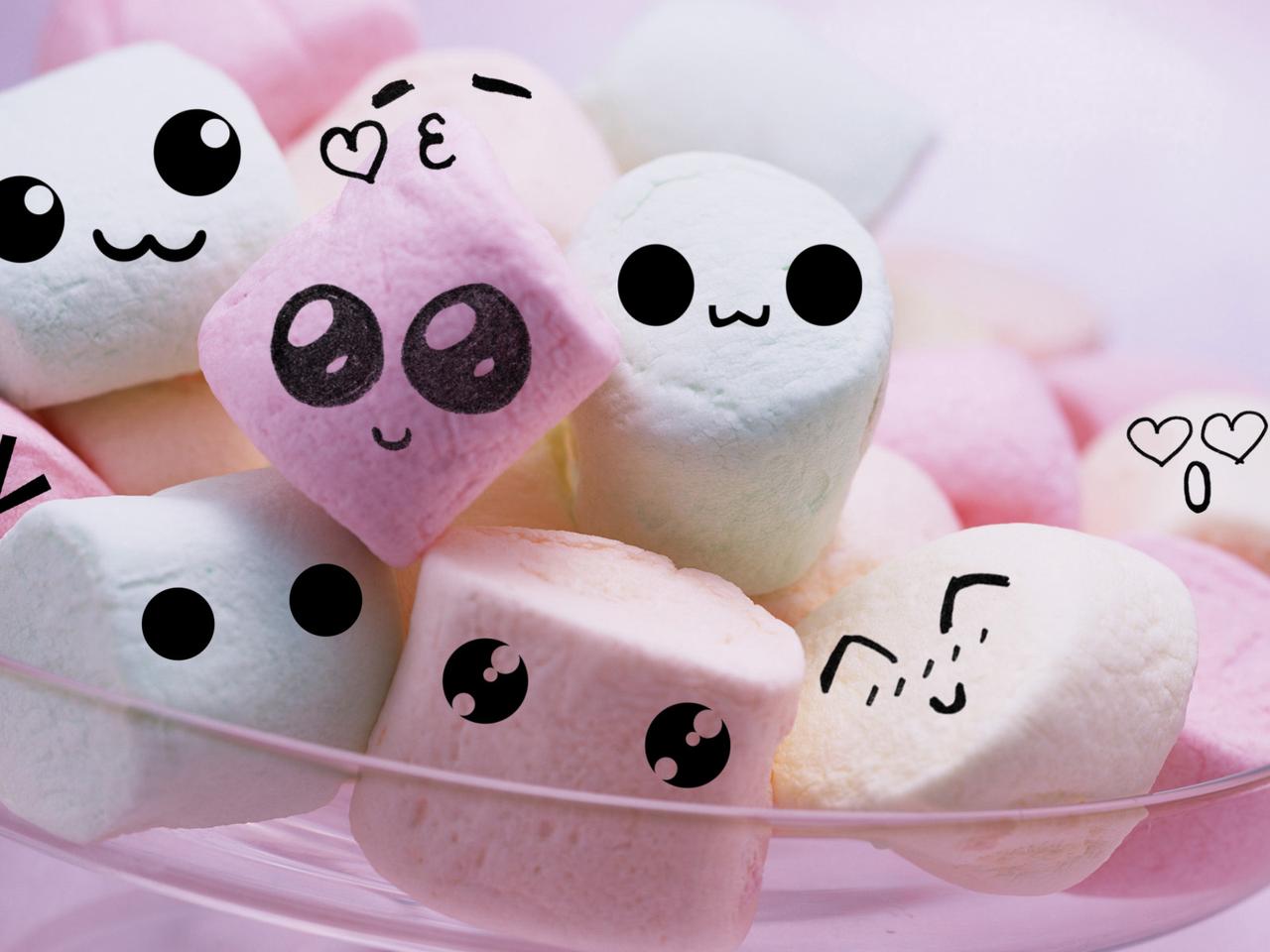 Cute and funny faces on marshmallows Wallpaper Download 1280x960