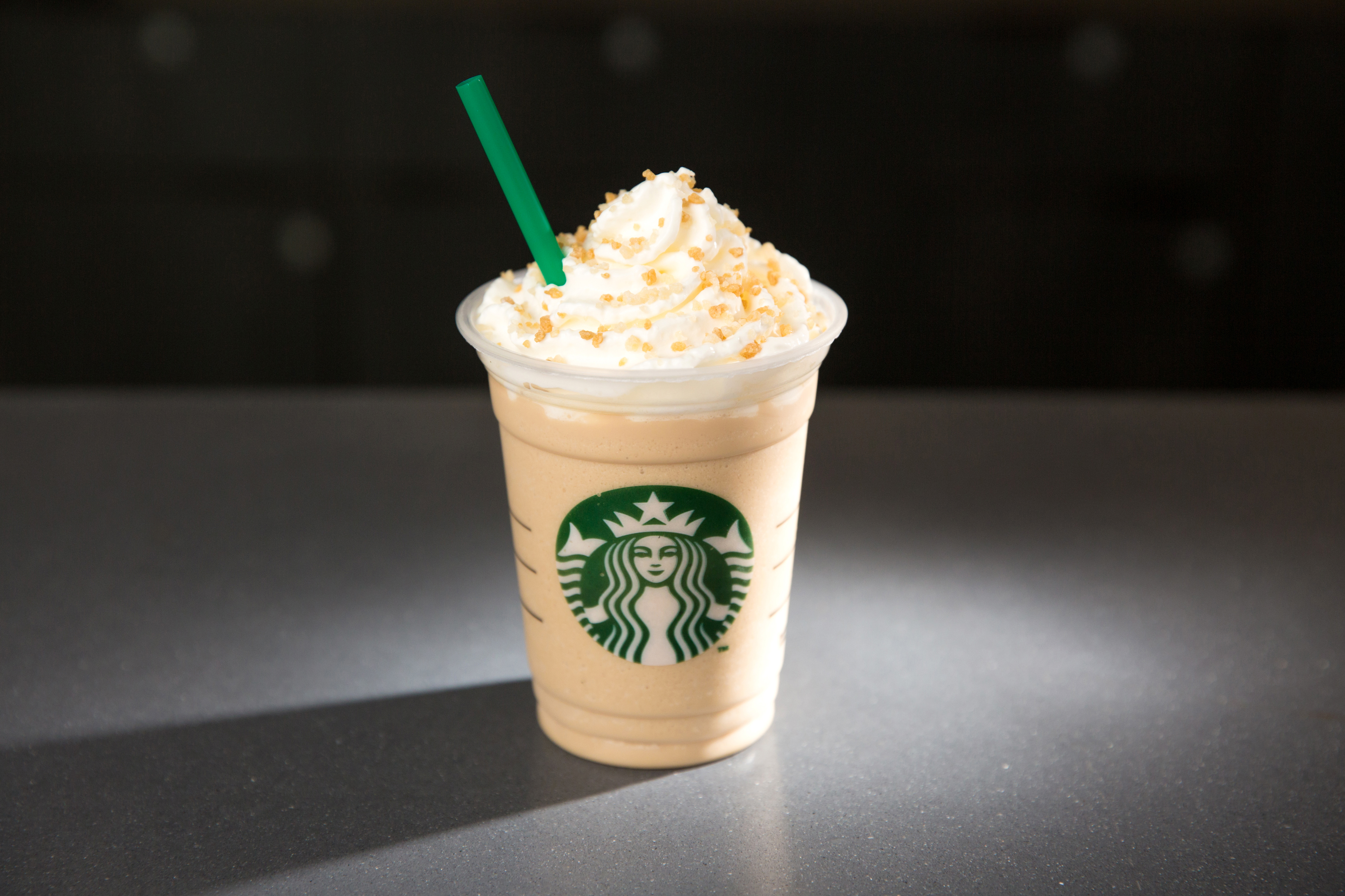 Delicious cream coffee from Starbucks - HD wallpaper.