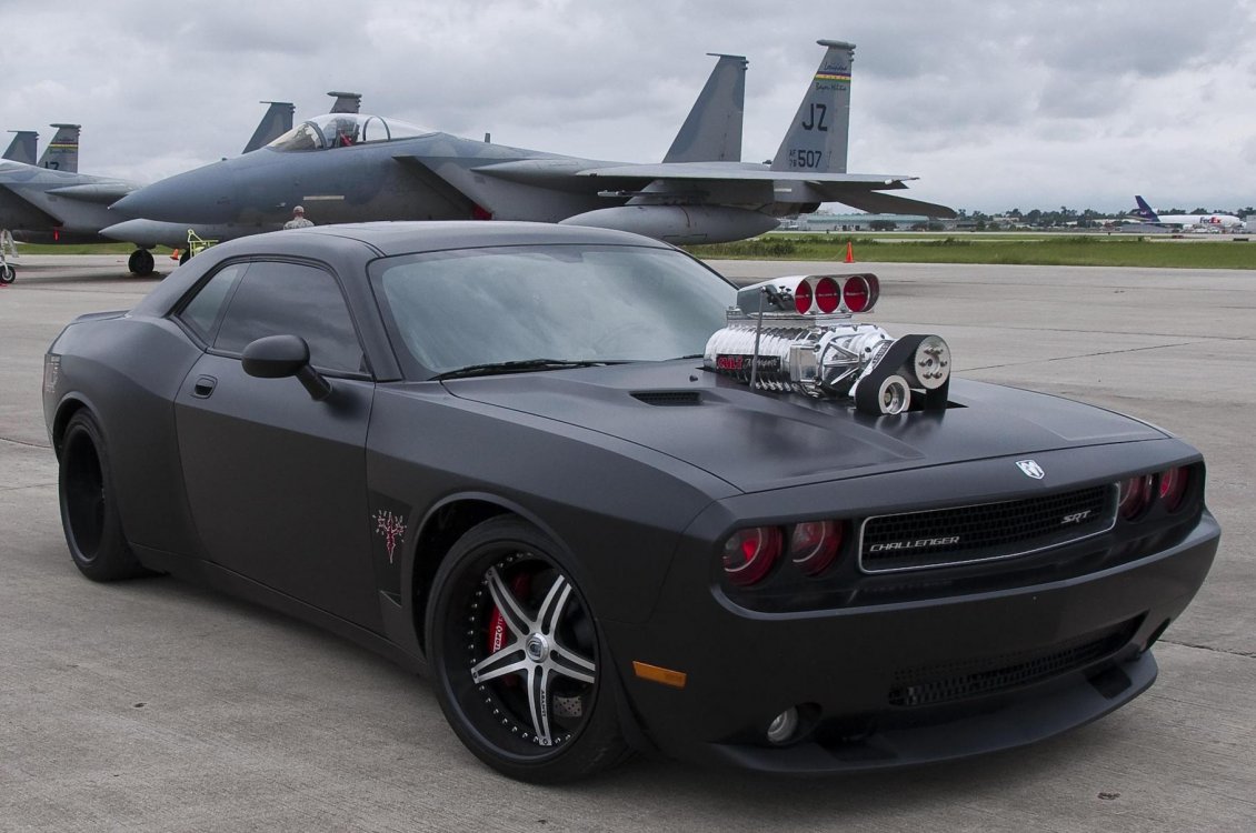 Download Wallpaper Black Dodge Challenger on the airport