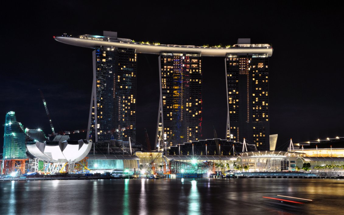 Download Wallpaper Night view of Singapore Marina Sand