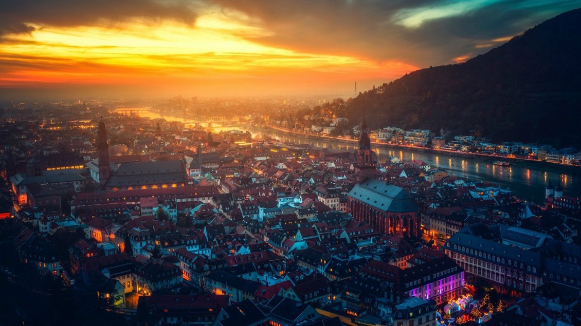 Download Wallpaper Awesome view of a city in Germany