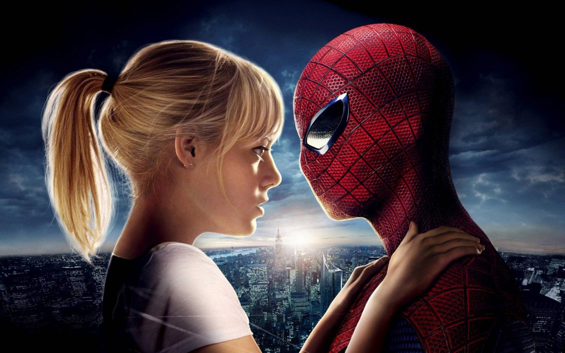 Download Wallpaper Emma Stone and Spiderman - Marvel action movie 2015