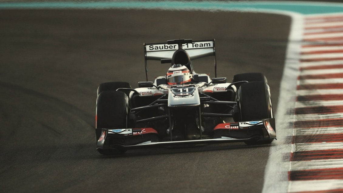 Download Wallpaper Formula 1 car on track