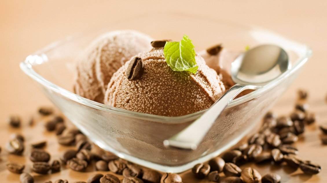 Download Wallpaper Ice cream with coffee and mint
