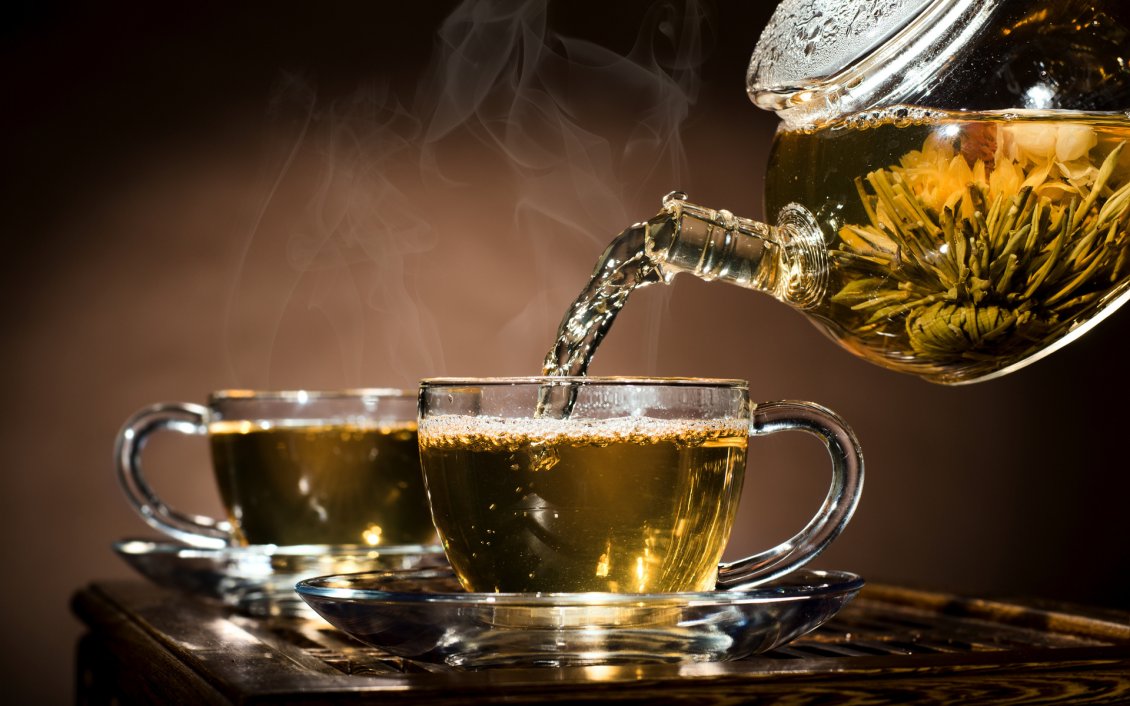 Download Wallpaper A cup of hot tea with your partner in a cold day