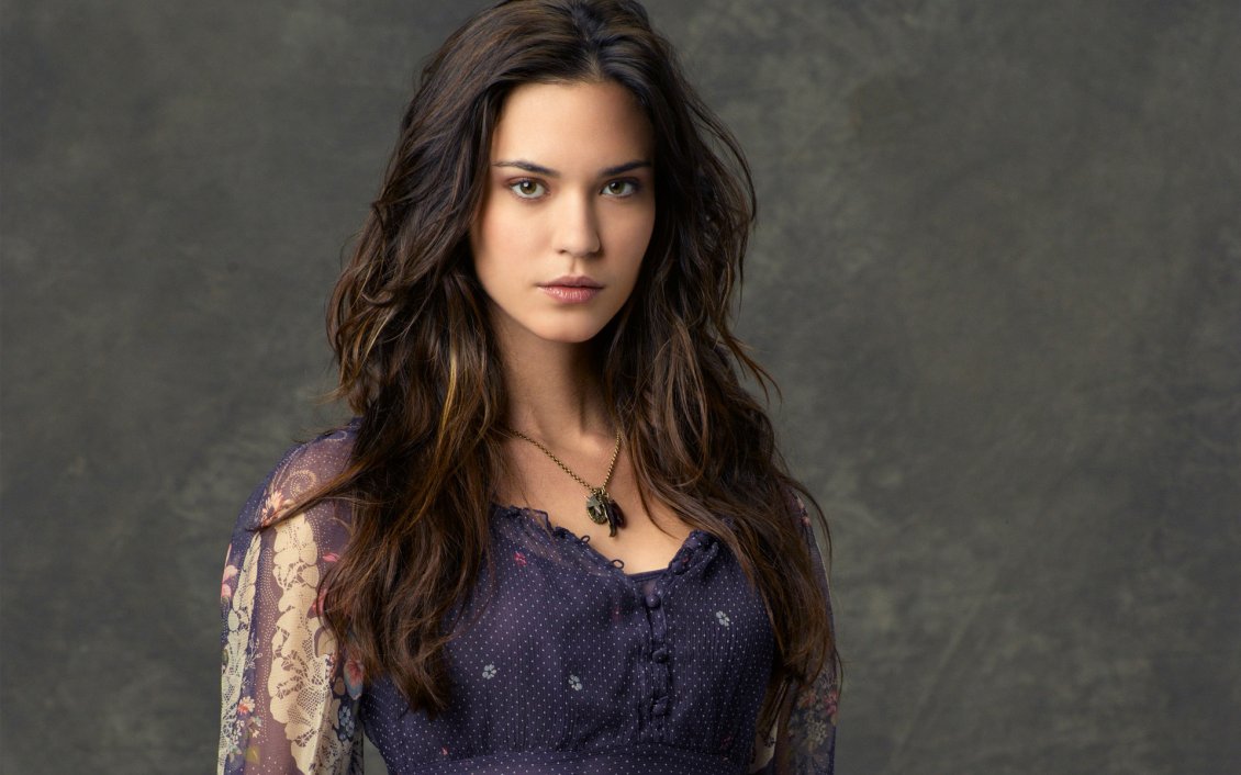 Download Wallpaper Odette Annable an American actress