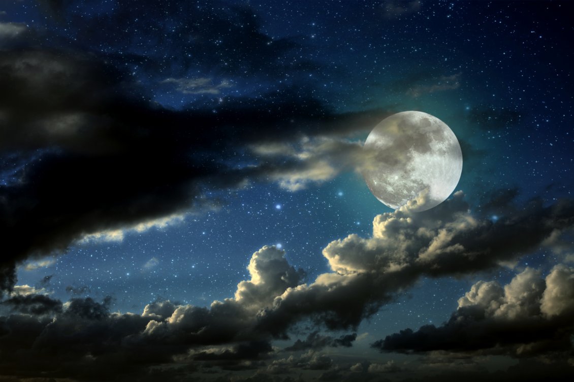 Download Wallpaper Moon comes after the dark clouds