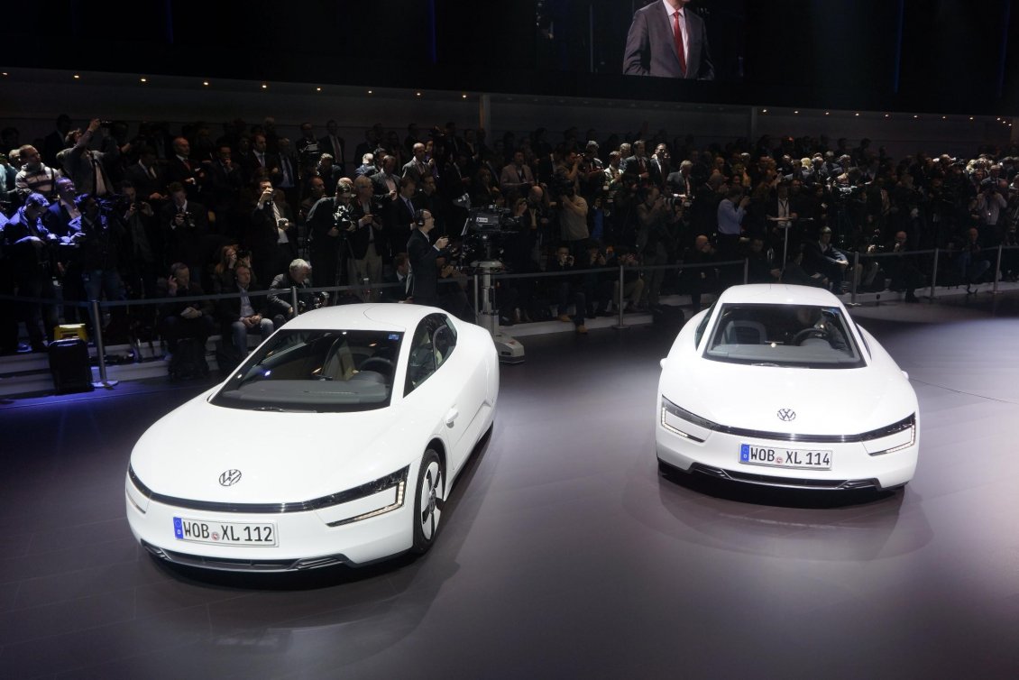 Download Wallpaper Presenting the latest cars Volkswagen XL