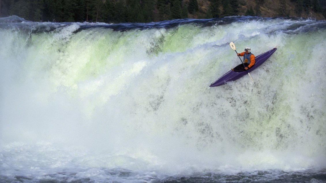 Download Wallpaper Kayaking in the waterfall - Waterfall wallpaper