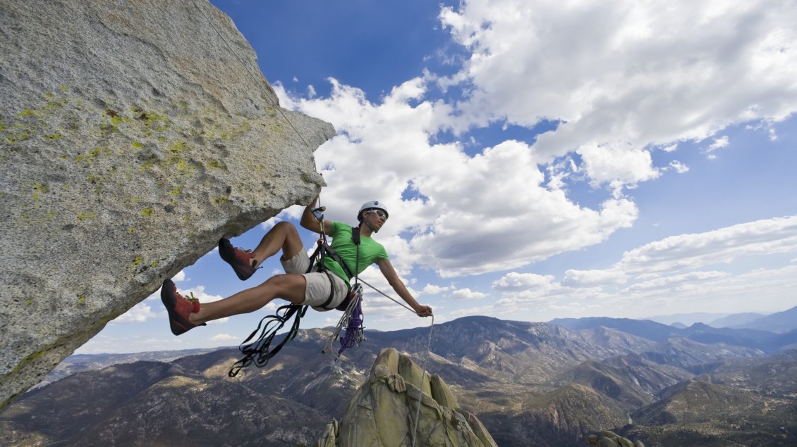 Download Wallpaper A climber on the big rock - Extreme sport