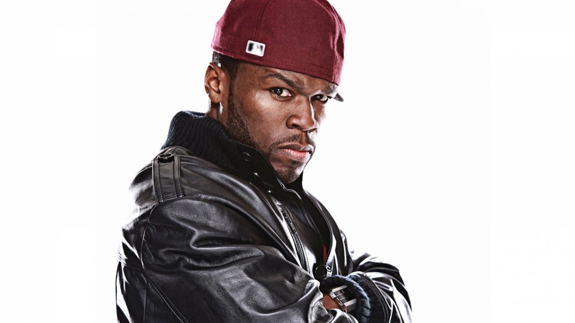 Download Wallpaper 50 Cent with red cap and black jacket