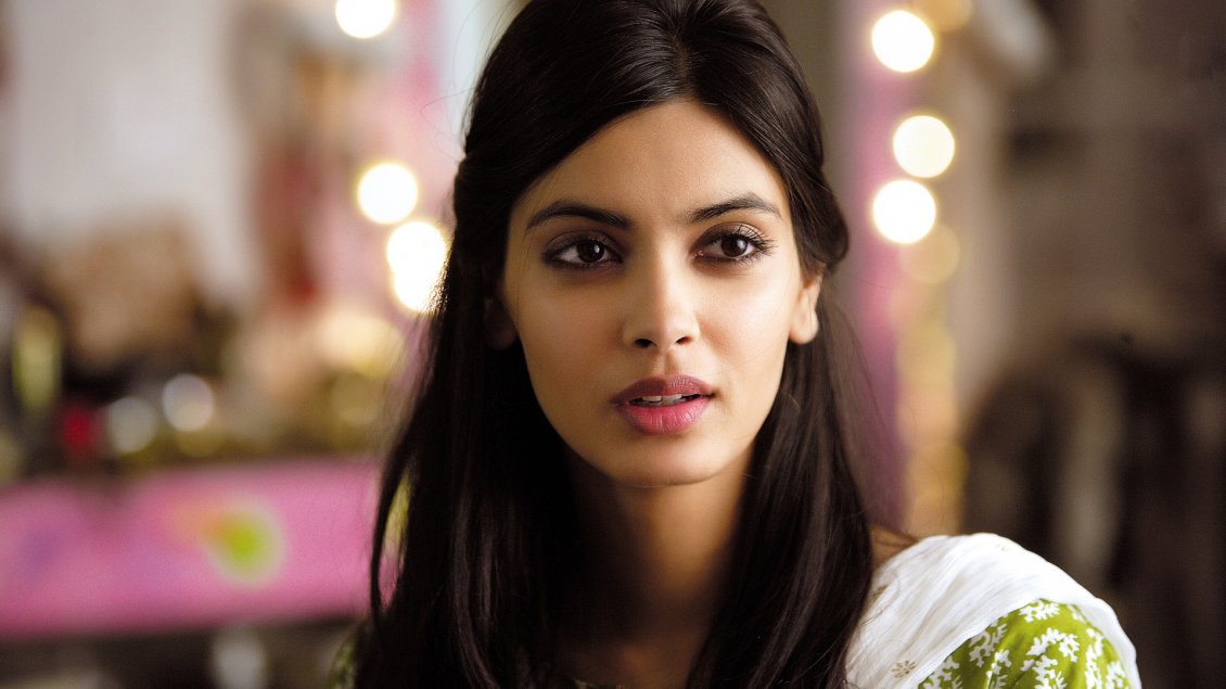 Download Wallpaper Diana Penty a Bollywood actress and model