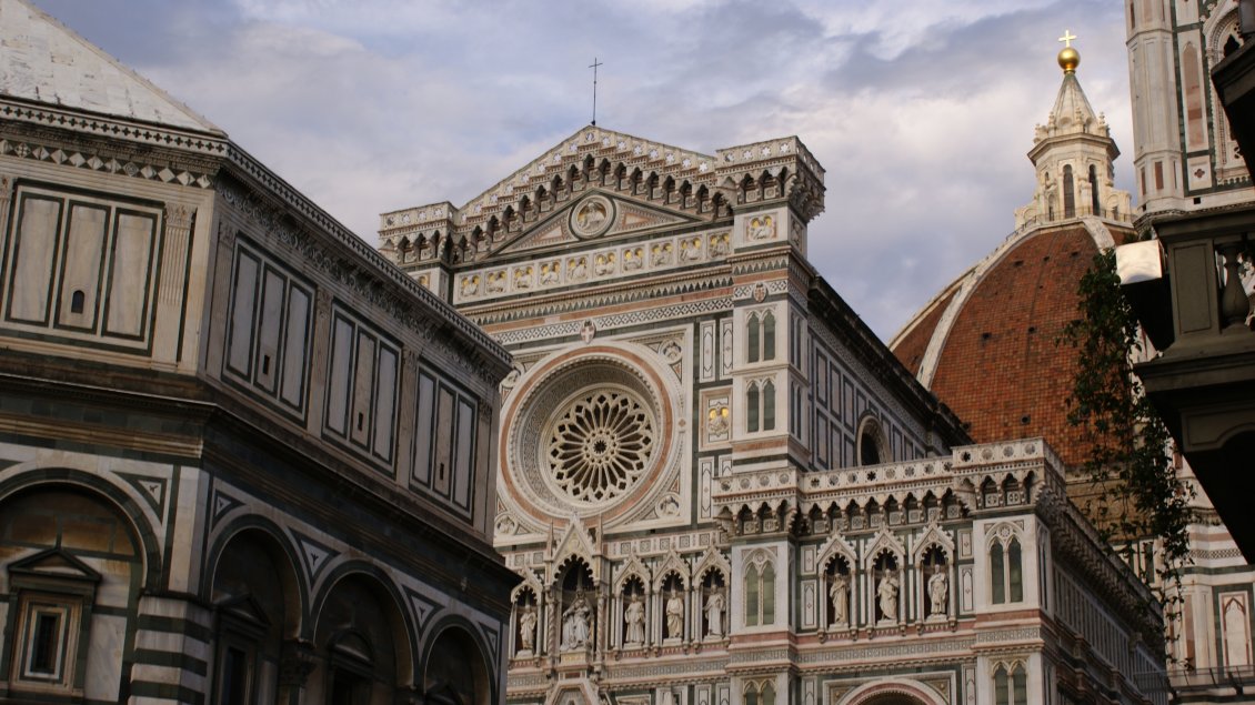 Download Wallpaper Florence city from Italy - Awesome buildings