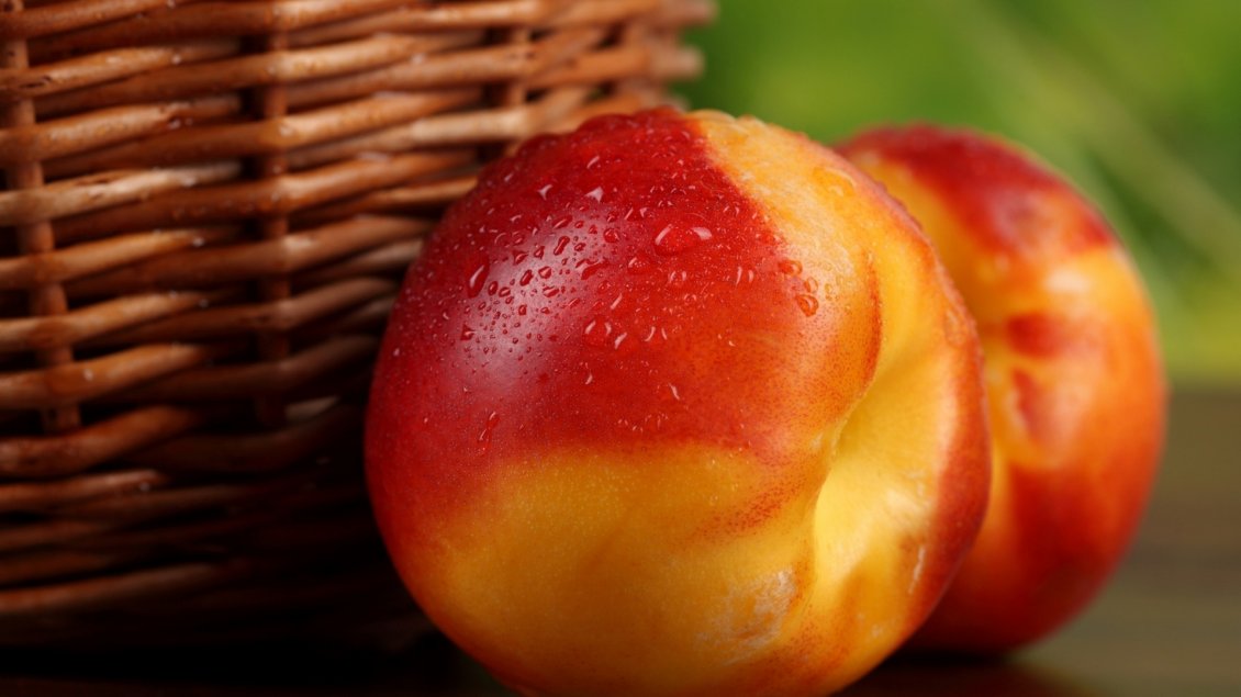 Download Wallpaper Fresh red and orange nectarines fruits