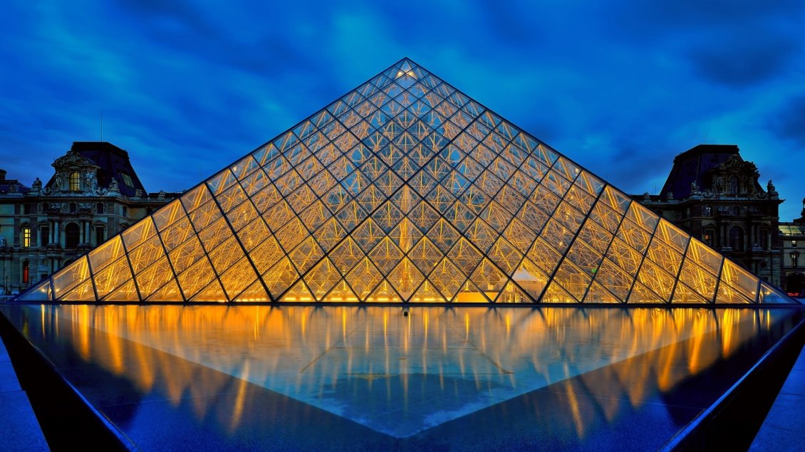 Download Wallpaper Louvre museum pyramid lighted in night