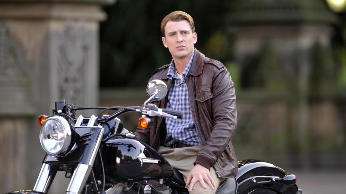 Download Wallpaper The actor Chris Evans on a motorcycle