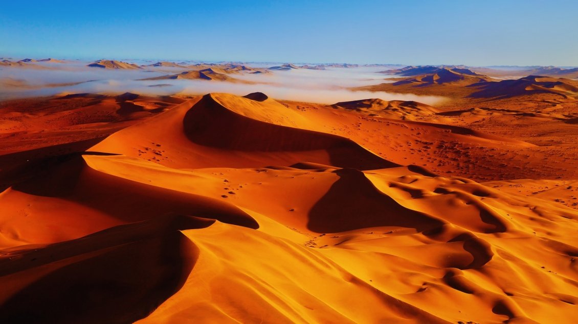 Download Wallpaper Stunning desert landscape - HD wallpaper