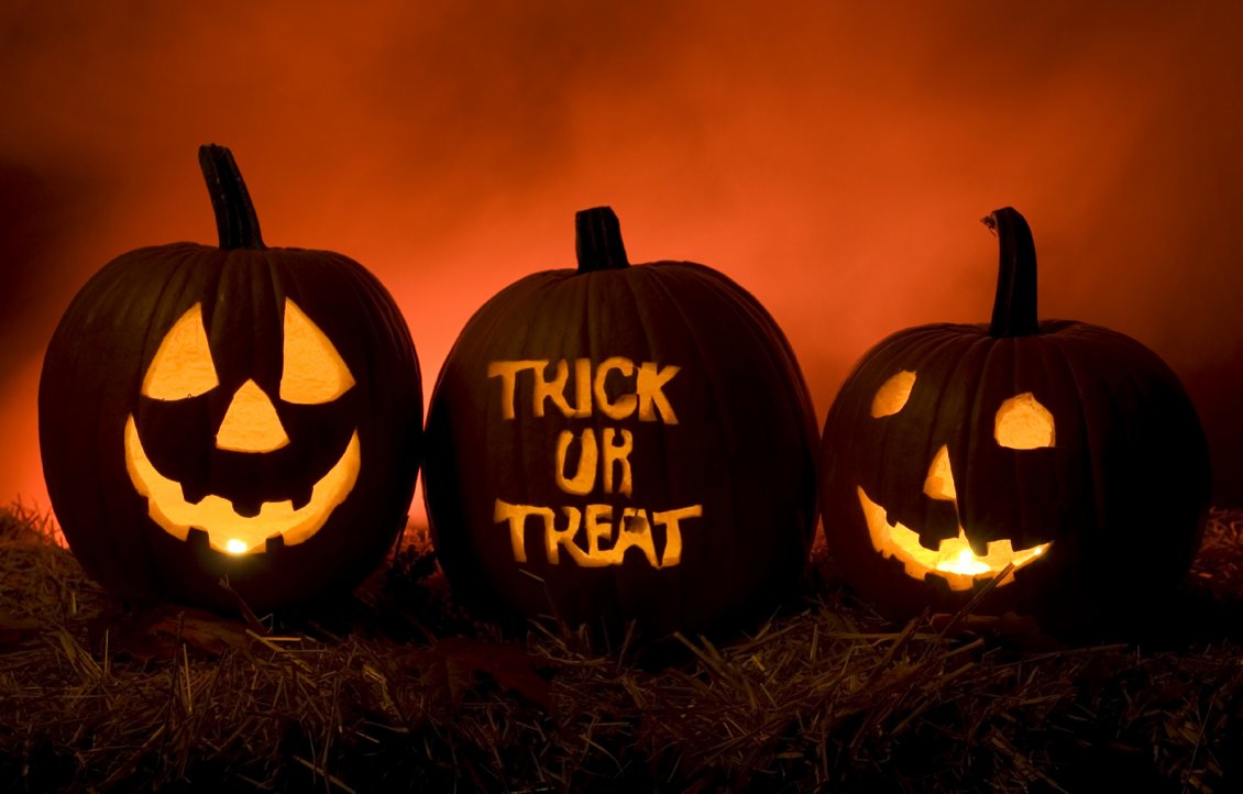 Download Wallpaper Trick or Treat - Happy Pumpkins of Halloween